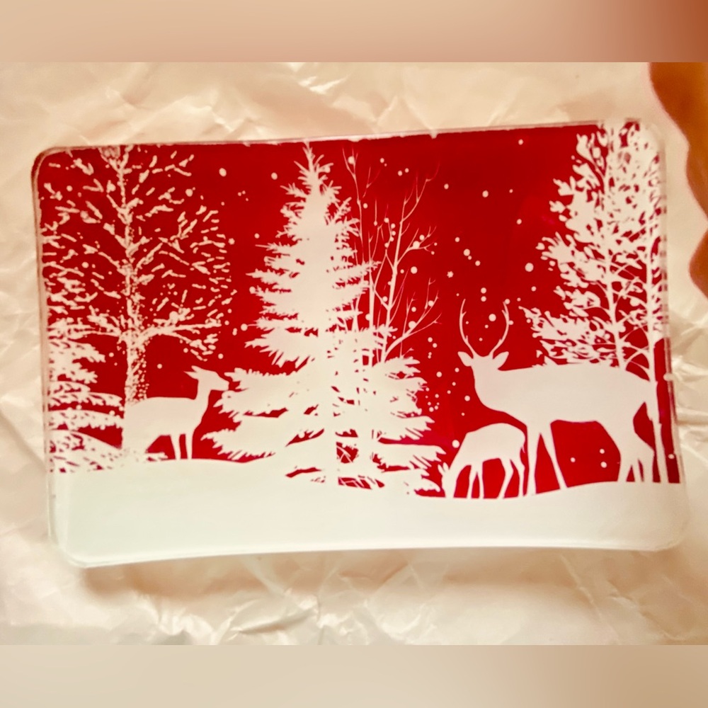 Christmas Glass Soap Dish, Michael Design Works. Red & White Forest W/Deer. NIB